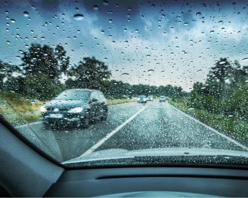 Dicas de Direção em Diferentes Climas, Ensinadas na Auto Escola